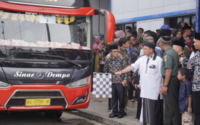 53 CJH Empat Lawang Menuju Embarkasi Palembang, 2 Orang Batal Berangkat